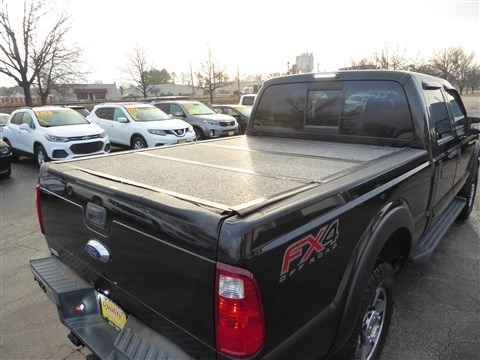 Ford Super Duty F-250 SRW 4WD Crew Cab 172" Platinum 2015