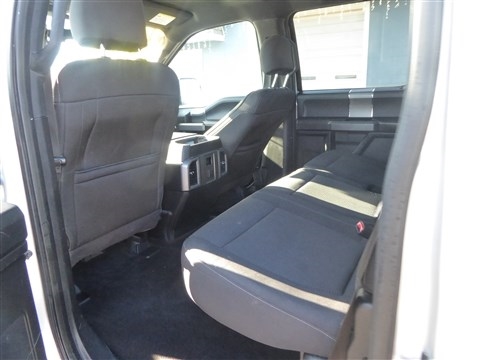 Ford F-150 4WD SuperCrew 145" Lariat 2015