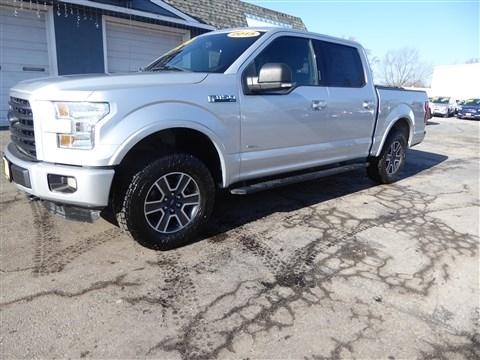 Ford F-150 4WD SuperCrew 145" Lariat 2015