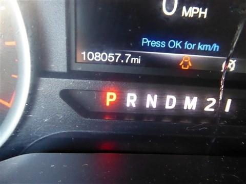 Ford F-150 4WD SuperCrew 145" Lariat 2015