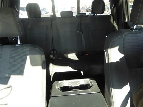 Ford F-150 4WD SuperCrew 145" Lariat 2015