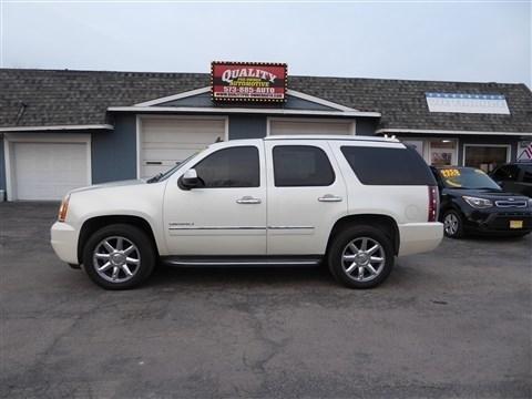 2011 GMC Yukon AWD 4dr 1500 Denali