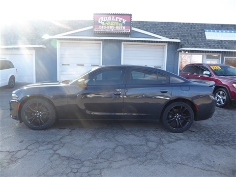2018 Dodge Charger SXT RWD