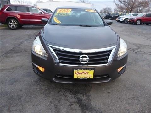 Nissan Altima 4dr Sdn I4 2.5 S 2014