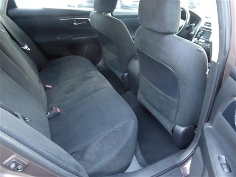 Nissan Altima 4dr Sdn I4 2.5 S 2014