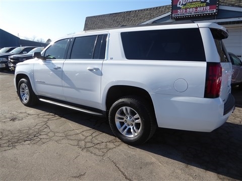 Chevrolet Suburban 4WD 4dr 1500 LT 2016