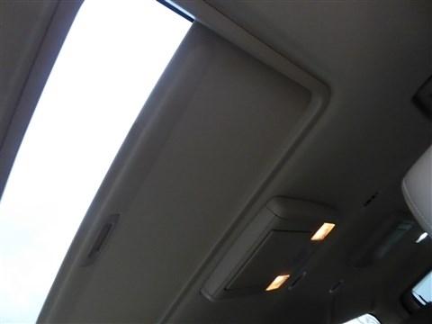 Chevrolet Suburban 2WD 4dr 1500 LT 2013