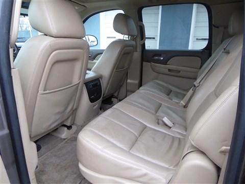 Chevrolet Suburban 2WD 4dr 1500 LT 2013