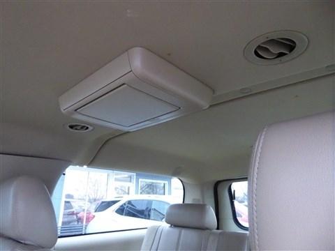 Chevrolet Suburban 2WD 4dr 1500 LT 2013