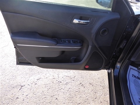 Dodge Charger 4dr Sdn SXT RWD 2013