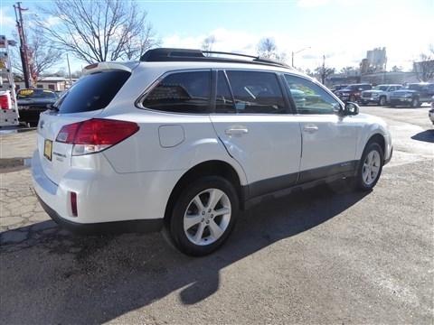 Subaru Outback 4dr Wgn H4 Auto 2.5i Premium 2013