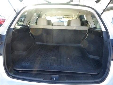 Subaru Outback 4dr Wgn H4 Auto 2.5i Premium 2013