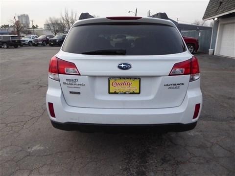 Subaru Outback 4dr Wgn H4 Auto 2.5i Premium 2013