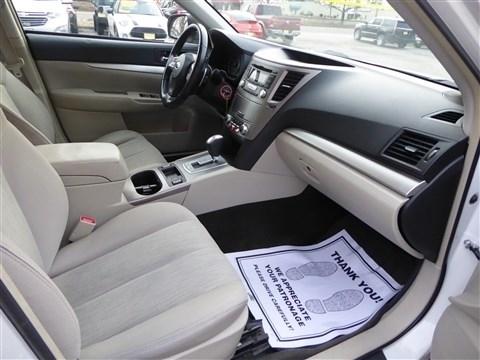 Subaru Outback 4dr Wgn H4 Auto 2.5i Premium 2013