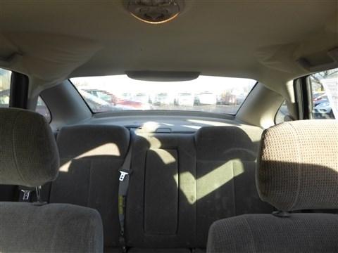 Saturn LS L-200 Auto 2002