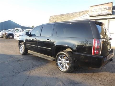 GMC Yukon XL AWD 4dr Denali 2014