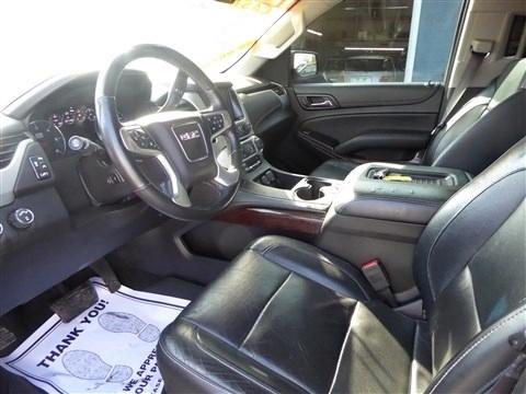 GMC Yukon XL 4WD 4dr SLT 2017