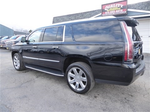 Cadillac Escalade ESV 4WD 4dr Luxury 2020