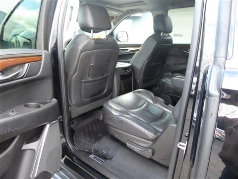 Cadillac Escalade ESV 4WD 4dr Luxury 2020