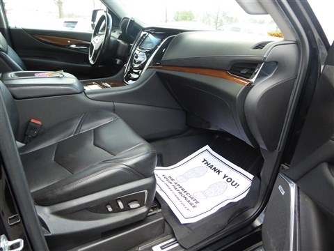 Cadillac Escalade ESV 4WD 4dr Luxury 2020