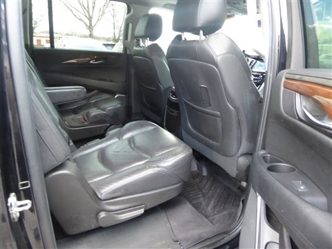 Cadillac Escalade ESV 4WD 4dr Luxury 2020