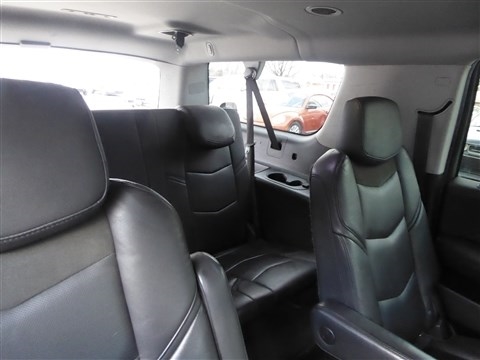 Cadillac Escalade ESV 4WD 4dr Luxury 2020