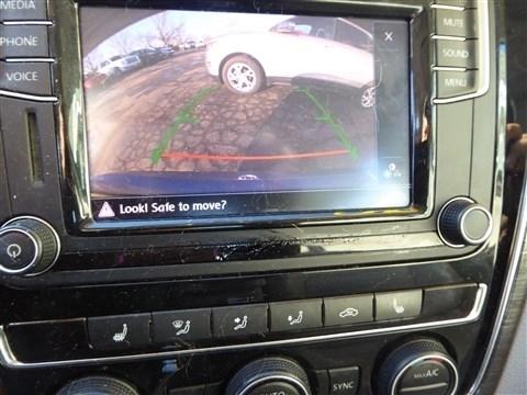 Volkswagen Passat 4dr Sdn 1.8T Auto SE 2016