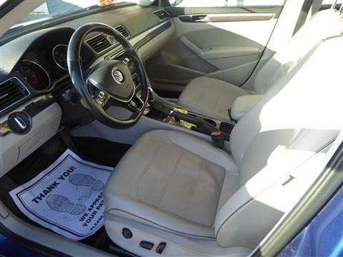 Volkswagen Passat 4dr Sdn 1.8T Auto SE 2016