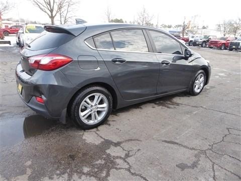 Chevrolet Cruze 4dr HB 1.4L LT w/1SD 2017