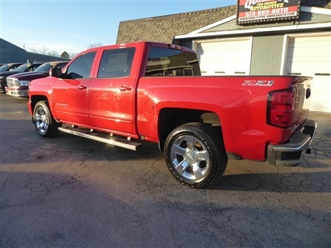 Chevrolet Silverado 1500 4WD Crew Cab 143.5" LT w/2LT 2016