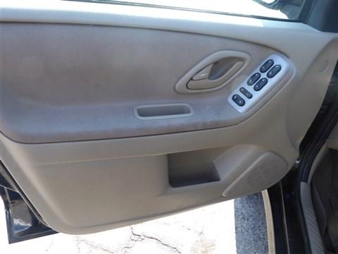 Mazda Tribute 3.0L Auto s 2006