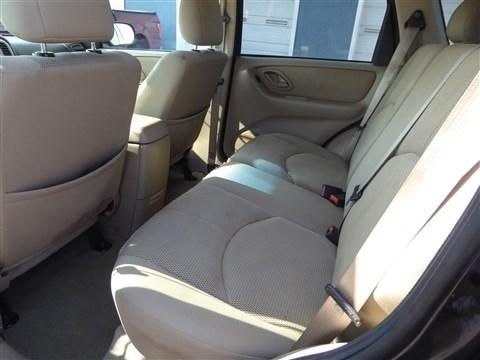 Mazda Tribute 3.0L Auto s 2006