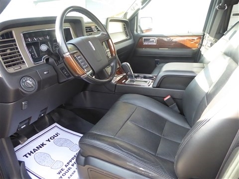 Lincoln Navigator 4WD 4dr 2014