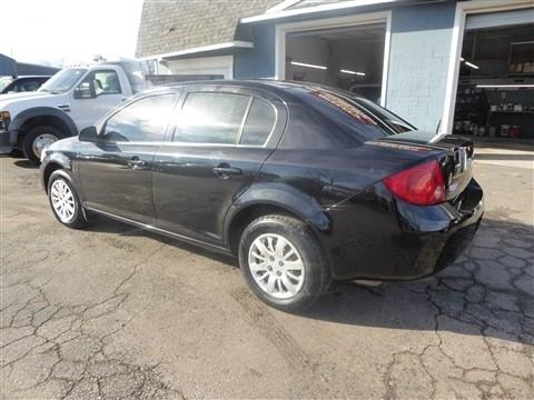 Chevrolet Cobalt 4dr Sdn LS 2010