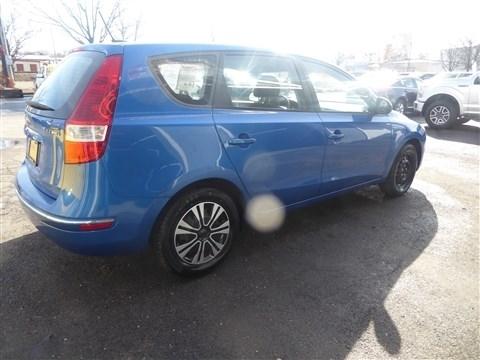 Hyundai Elantra Touring 4dr Wgn Auto GLS 2010