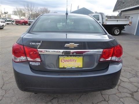Chevrolet Cruze 4dr Sdn Auto LS 2013