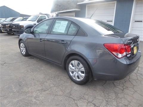 Chevrolet Cruze 4dr Sdn Auto LS 2013