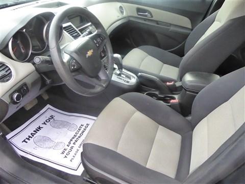 Chevrolet Cruze 4dr Sdn Auto LS 2013