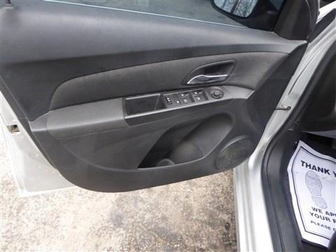 Chevrolet Cruze Limited 4dr Sdn Auto LT w/1LT 2016