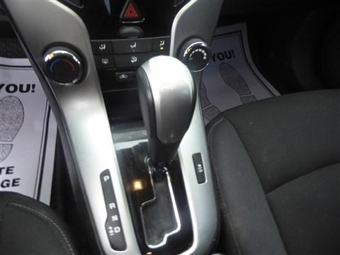 Chevrolet Cruze Limited 4dr Sdn Auto LT w/1LT 2016