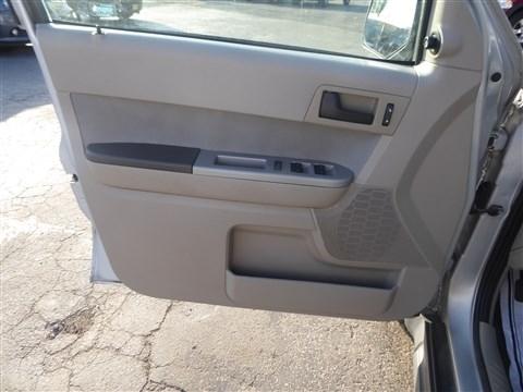 Ford Escape FWD 4dr XLT 2011