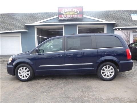 2013 Chrysler Town & Country Touring
