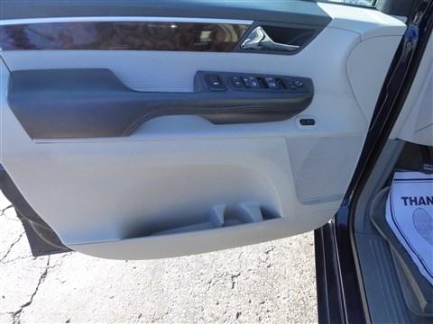 Volkswagen Routan 4dr Wgn SEL Premium 2014