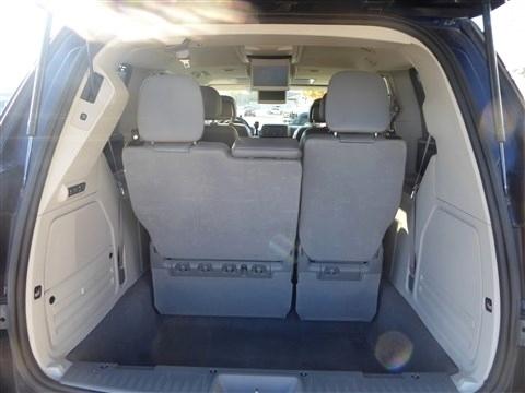 Volkswagen Routan 4dr Wgn SEL Premium 2014