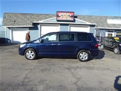 2014 Volkswagen Routan 