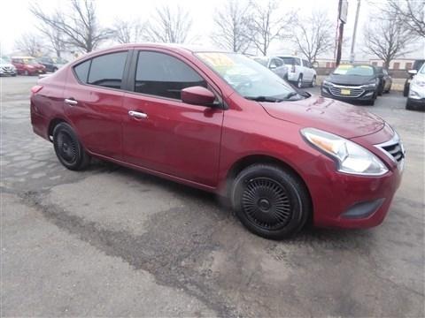 Nissan Versa 4dr Sdn CVT 1.6 S Plus 2016