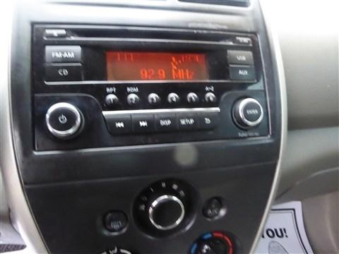 Nissan Versa 4dr Sdn CVT 1.6 S Plus 2016