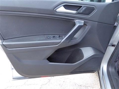 Volkswagen Tiguan 2.0T SE R-Line Black FWD 2021