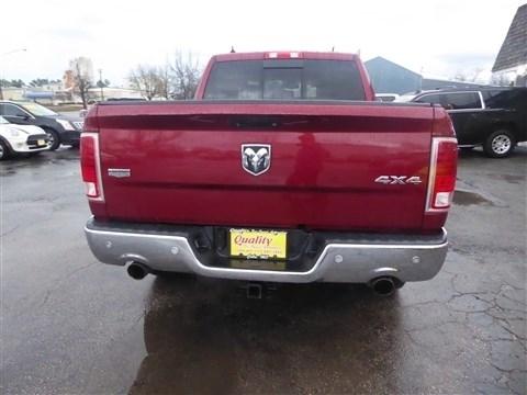 RAM 1500 4WD Crew Cab 140.5" Laramie 2014