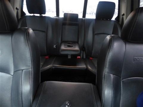 RAM 1500 4WD Crew Cab 140.5" Laramie 2014